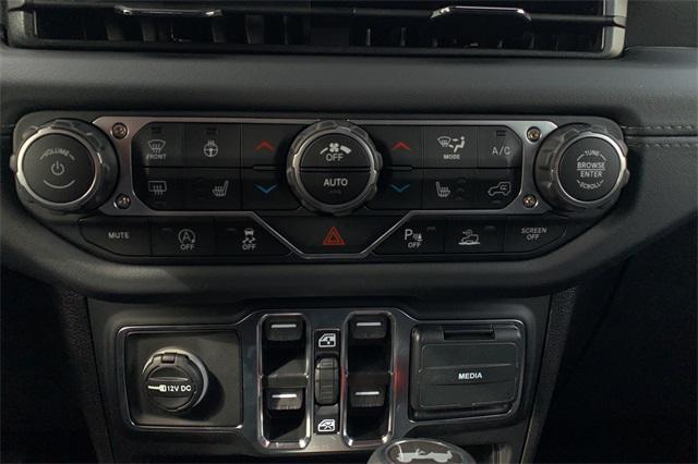 new 2025 Jeep Wrangler car, priced at $53,950