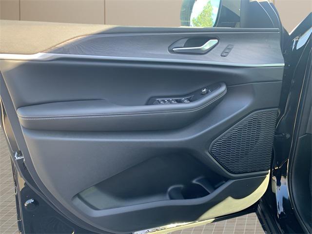 new 2025 Jeep Grand Cherokee L car, priced at $54,055