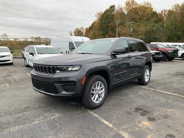 new 2025 Jeep Grand Cherokee car, priced at $36,470