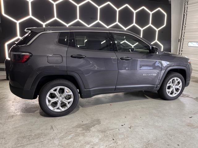 new 2024 Jeep Compass car, priced at $27,090