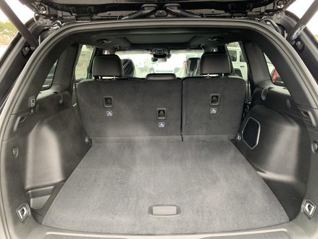 new 2025 Jeep Grand Cherokee car, priced at $49,179