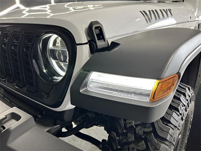 new 2025 Jeep Wrangler car, priced at $51,211