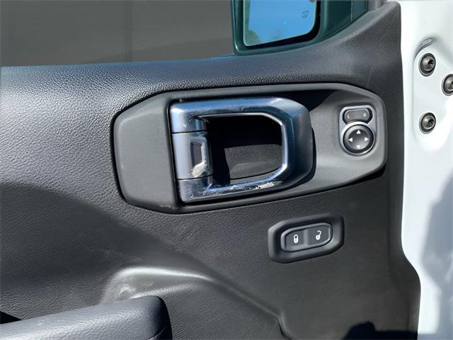 new 2025 Jeep Wrangler car, priced at $51,211