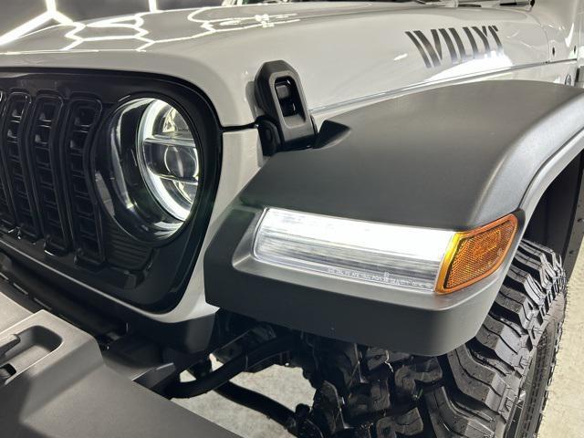 new 2025 Jeep Wrangler car, priced at $50,640