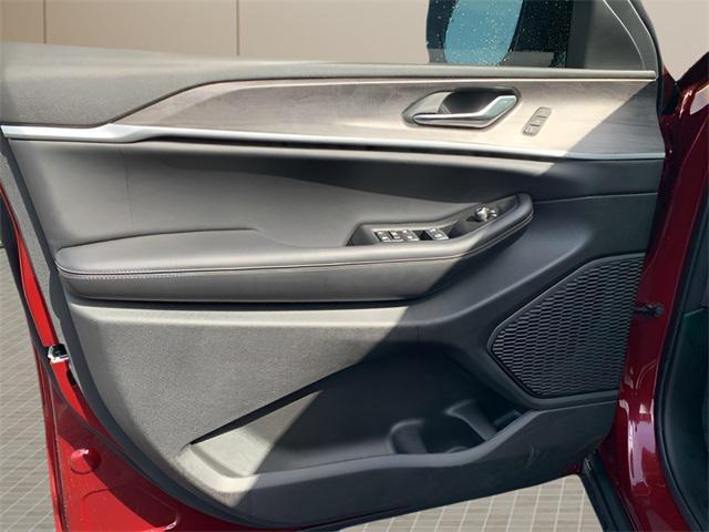 new 2025 Jeep Grand Cherokee L car, priced at $56,055