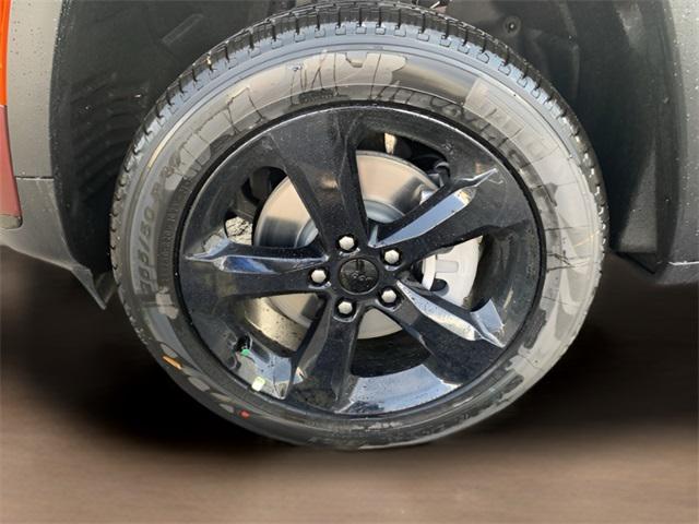 new 2025 Jeep Grand Cherokee L car, priced at $52,510