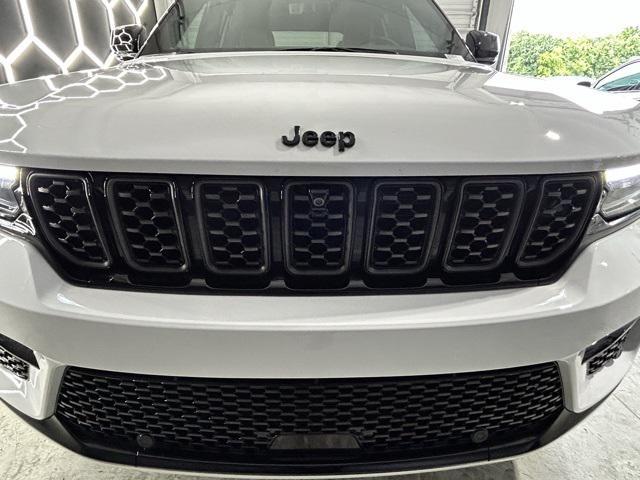 new 2025 Jeep Grand Cherokee car, priced at $64,254