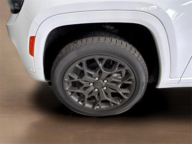 new 2025 Jeep Grand Cherokee car, priced at $66,384