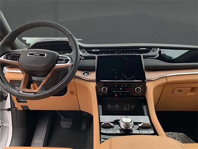 new 2025 Jeep Grand Cherokee car, priced at $66,384