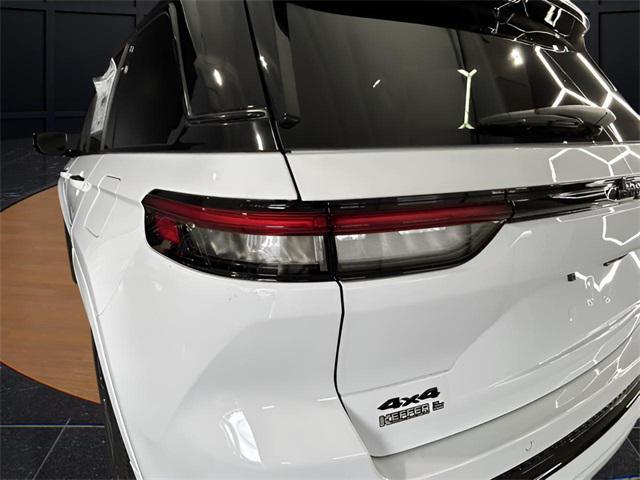 new 2025 Jeep Grand Cherokee car, priced at $66,384