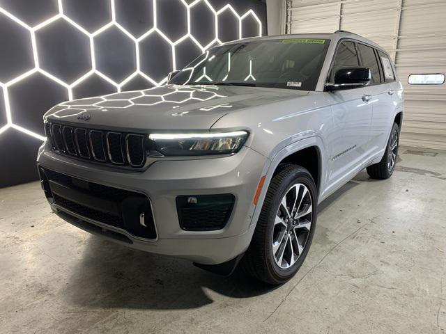 new 2024 Jeep Grand Cherokee L car, priced at $71,730
