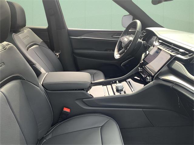 new 2024 Jeep Grand Cherokee L car, priced at $54,730