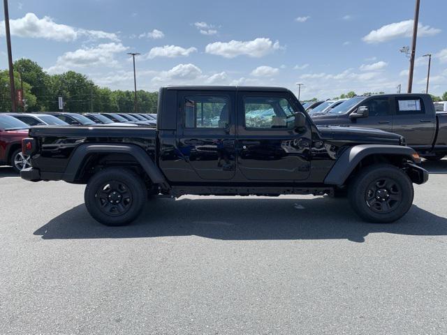 new 2024 Jeep Gladiator car, priced at $35,773