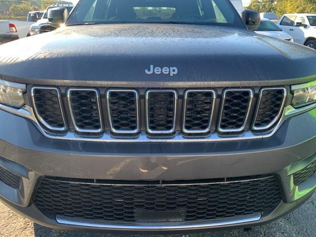 new 2025 Jeep Grand Cherokee car, priced at $36,765