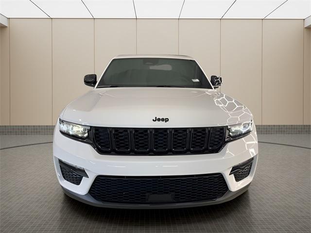 new 2025 Jeep Grand Cherokee car, priced at $48,385