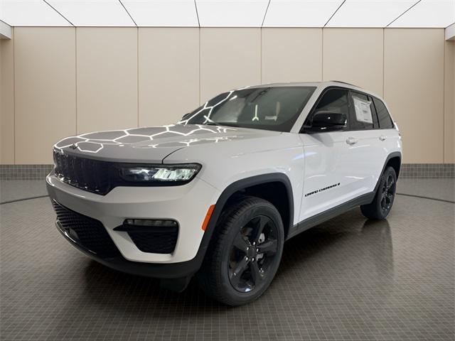 new 2025 Jeep Grand Cherokee car, priced at $47,885