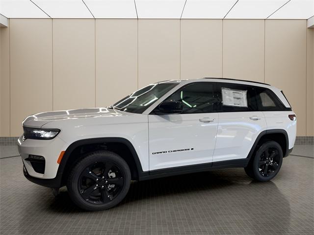 new 2025 Jeep Grand Cherokee car, priced at $48,385
