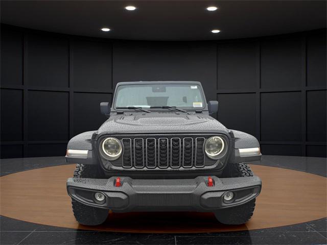 new 2025 Jeep Wrangler car, priced at $54,595