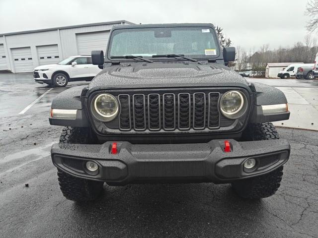 new 2025 Jeep Wrangler car, priced at $61,095