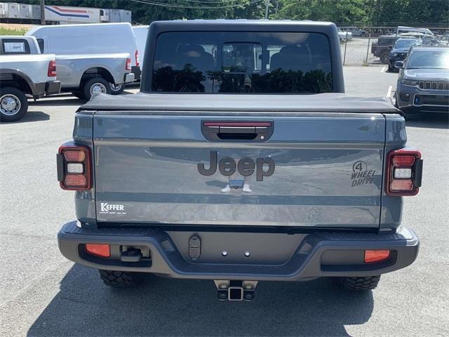 new 2024 Jeep Gladiator car, priced at $48,282