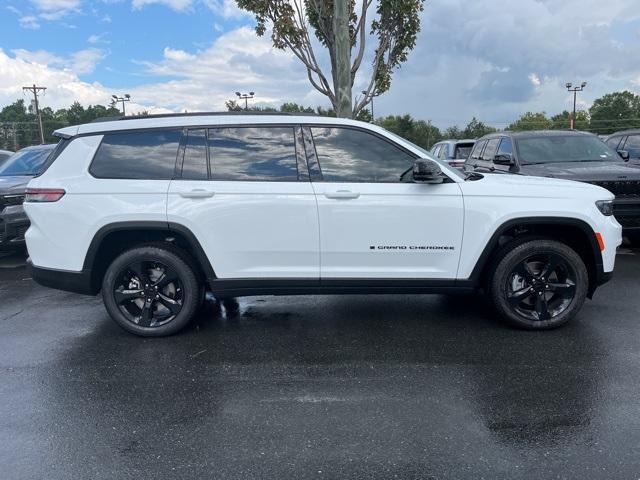 new 2025 Jeep Grand Cherokee L car, priced at $54,443