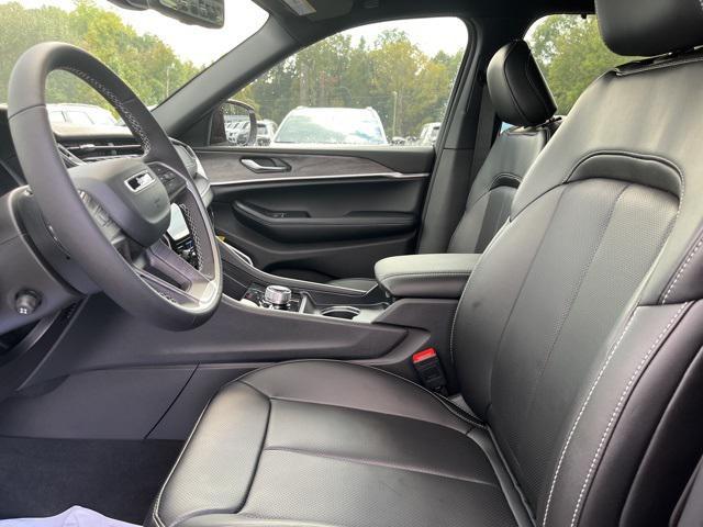 new 2025 Jeep Grand Cherokee L car, priced at $51,897