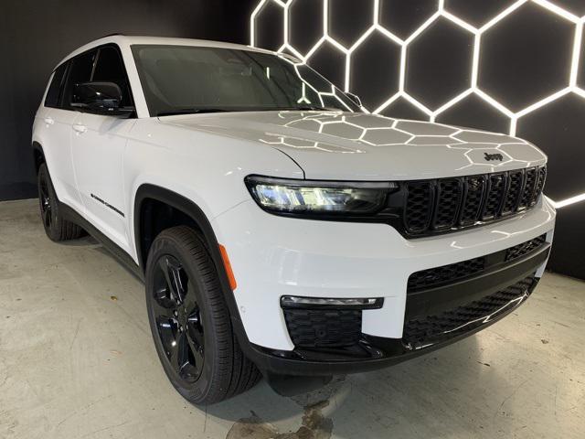 new 2025 Jeep Grand Cherokee L car, priced at $49,912