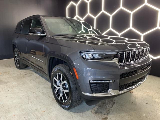 new 2025 Jeep Grand Cherokee L car, priced at $48,690