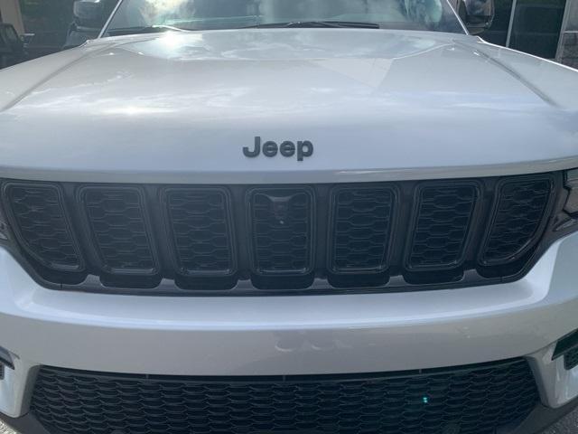 new 2025 Jeep Grand Cherokee car, priced at $52,488