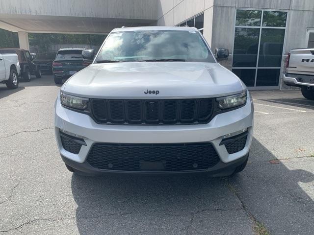 new 2025 Jeep Grand Cherokee car, priced at $52,488