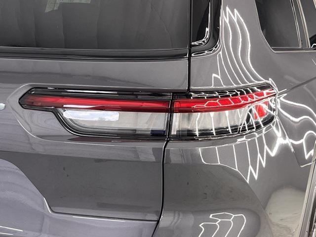 new 2025 Jeep Grand Cherokee L car, priced at $43,617