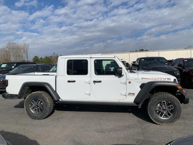 new 2025 Jeep Gladiator car, priced at $48,200
