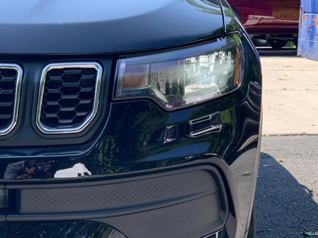 new 2024 Jeep Compass car, priced at $26,090