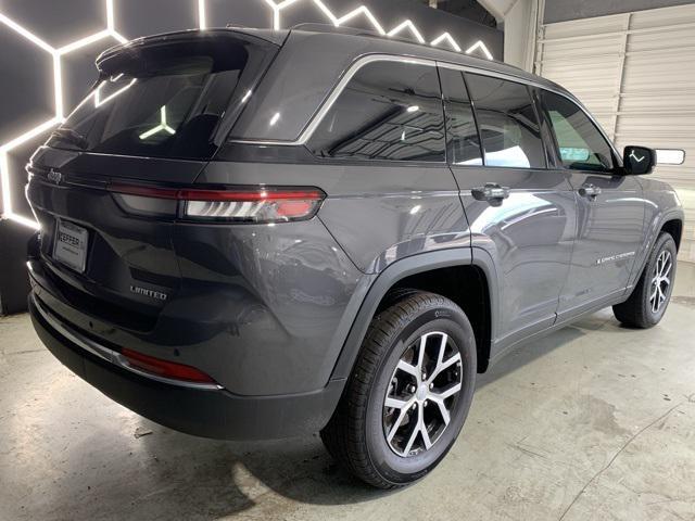 new 2025 Jeep Grand Cherokee car, priced at $49,391