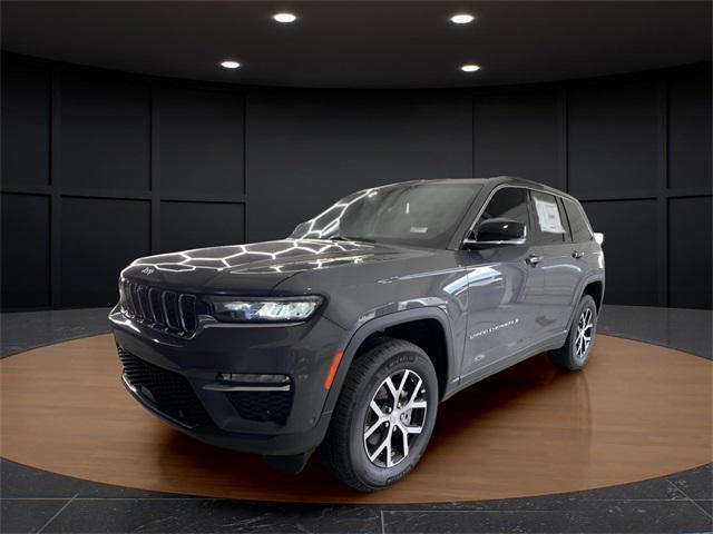 new 2025 Jeep Grand Cherokee car, priced at $49,100