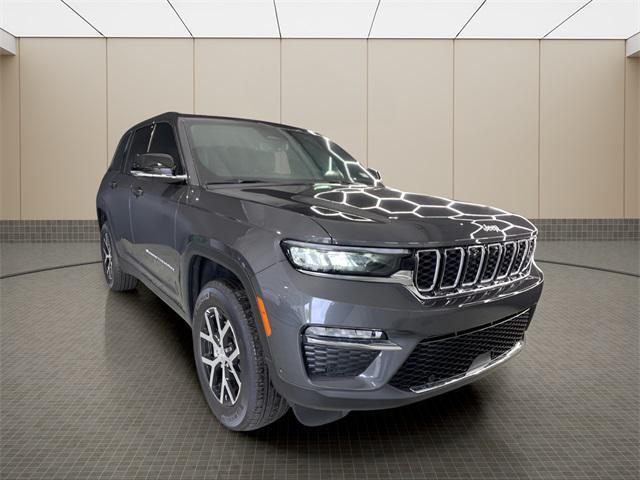 new 2025 Jeep Grand Cherokee car, priced at $51,505