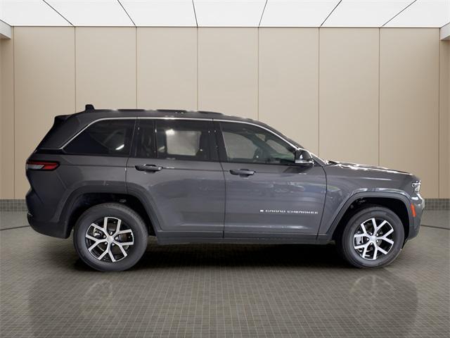 new 2025 Jeep Grand Cherokee car, priced at $51,505