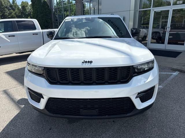 new 2025 Jeep Grand Cherokee car, priced at $47,776