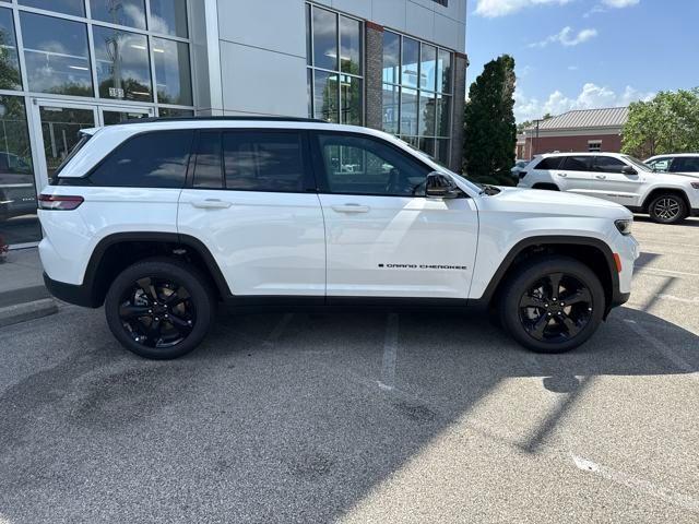 new 2025 Jeep Grand Cherokee car, priced at $47,776