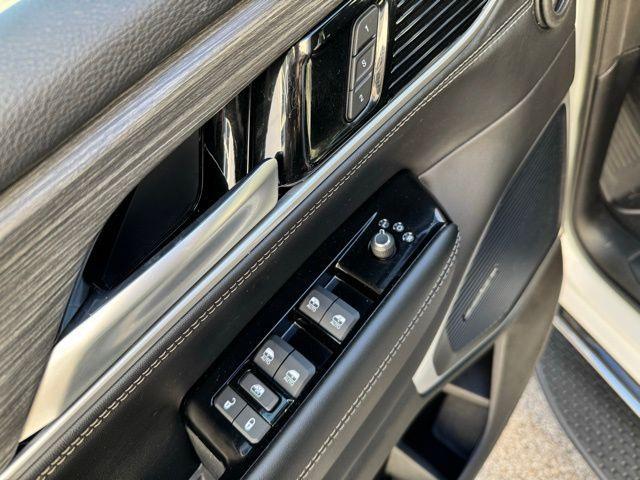 used 2024 Jeep Wagoneer car, priced at $50,899