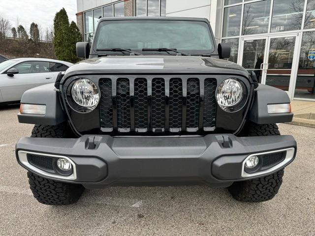 used 2023 Jeep Gladiator car, priced at $30,587