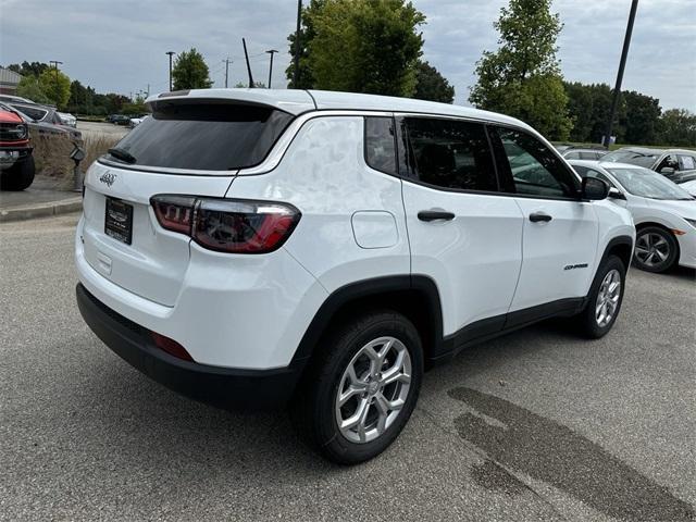 new 2024 Jeep Compass car, priced at $26,670