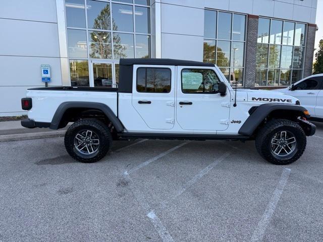 used 2023 Jeep Gladiator car, priced at $39,987