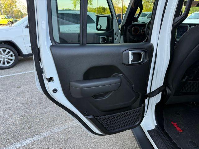 used 2023 Jeep Gladiator car, priced at $39,987