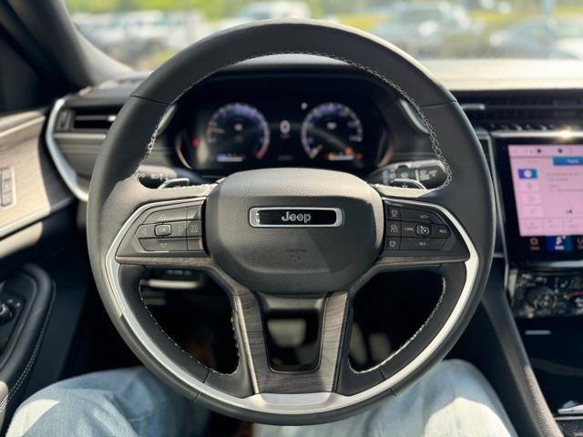 used 2024 Jeep Grand Cherokee car, priced at $37,987
