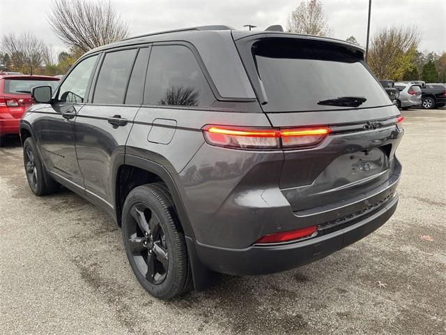 new 2024 Jeep Grand Cherokee car, priced at $43,333