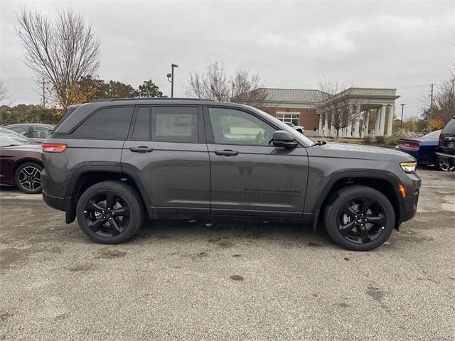 new 2024 Jeep Grand Cherokee car, priced at $43,333