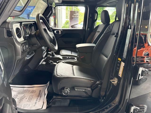 new 2025 Jeep Wrangler car, priced at $51,064