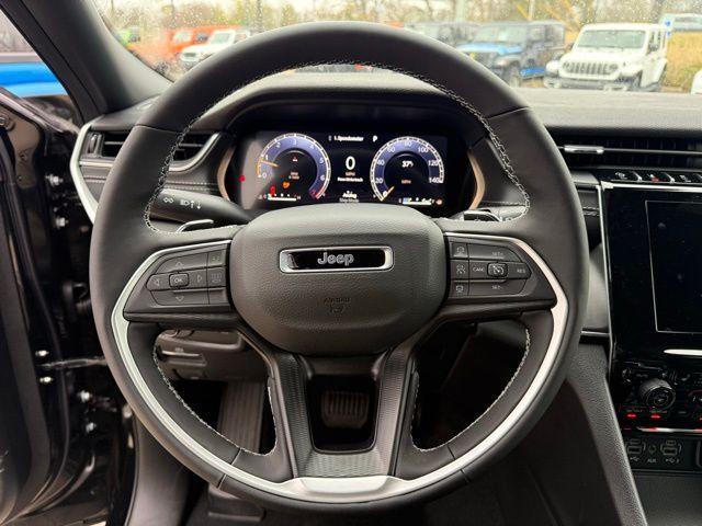 new 2025 Jeep Grand Cherokee car, priced at $39,722