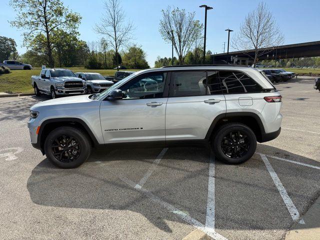 new 2025 Jeep Grand Cherokee car, priced at $41,030